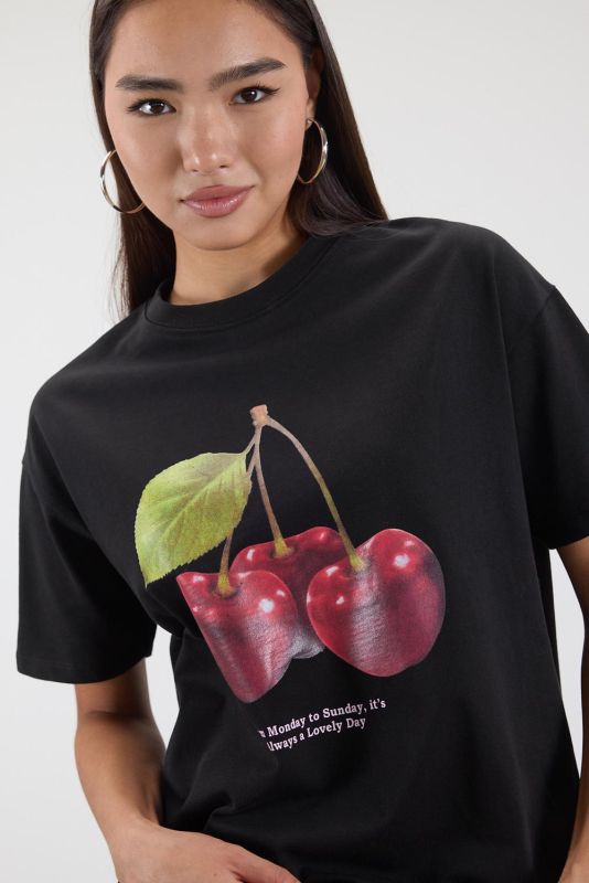 Black Crew Neck Cherry Printed T-Shirt P10327-K7