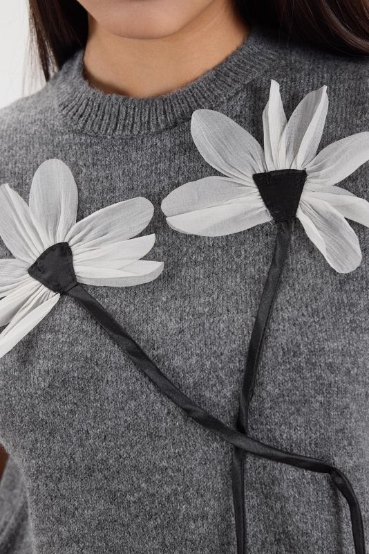 Smoked Crew-Neck Daisy Patterned Sweater S2201-B2