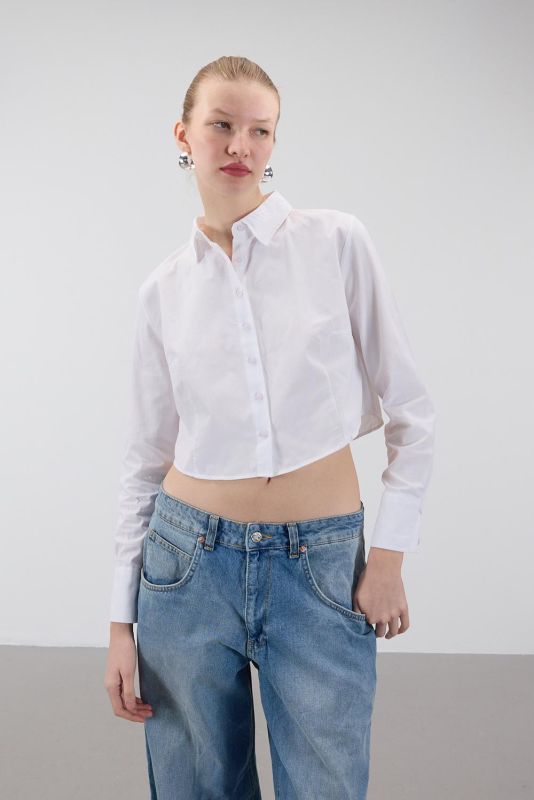 White Buttoned Long Sleeve Crop Shirt G16727-Z4