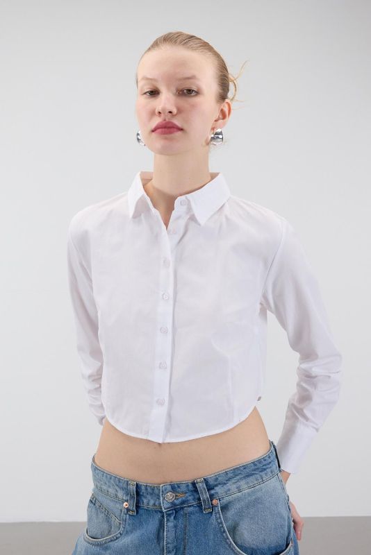 White Buttoned Long Sleeve Crop Shirt G16727-Z4