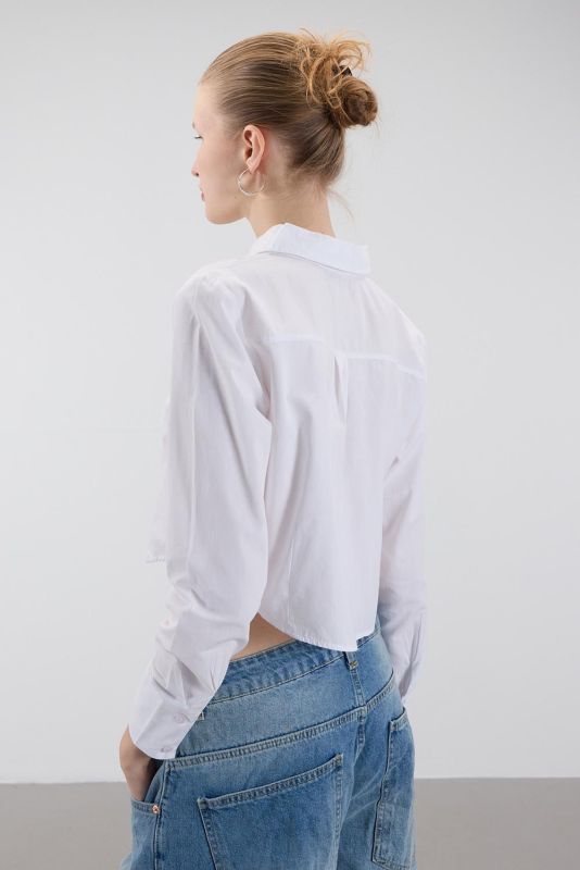 White Buttoned Long Sleeve Crop Shirt G16727-Z4