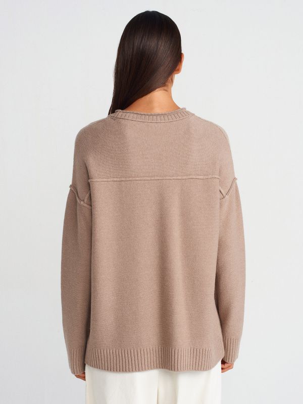 10636 Crew-Neck Stitch Detailed Sweater-Dark Mink