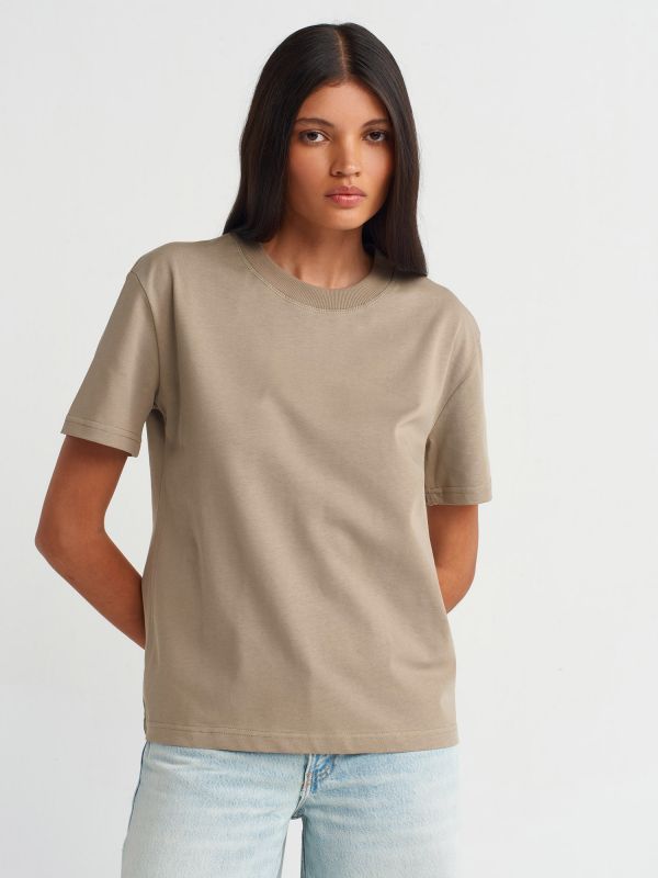 30312 Decorative Stitched Crew-Neck Tshirt-Khaki