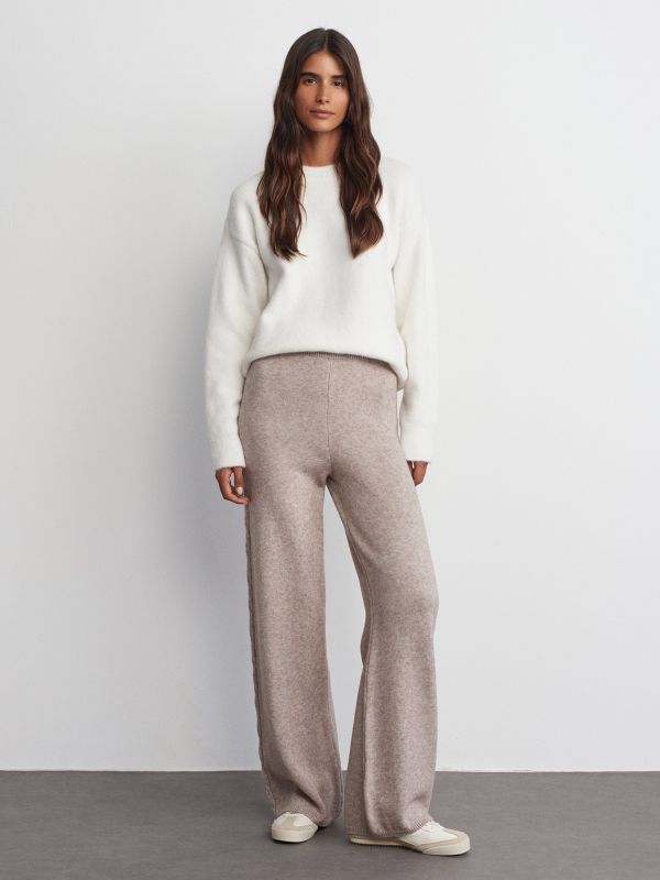 70164 Knitwear Trousers-Waist Elasticated Sweater Pants with Hair Braid Detail-Mink M.