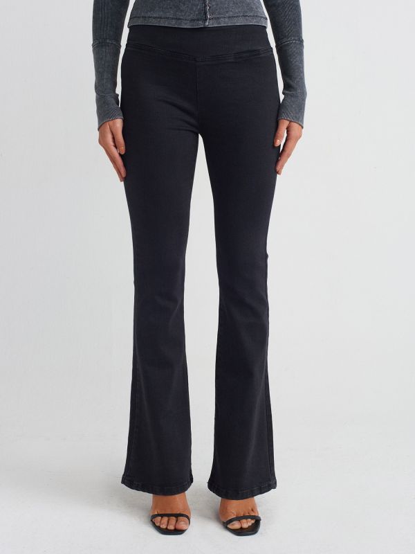 71735 Thick Belted Flare Pants-Black