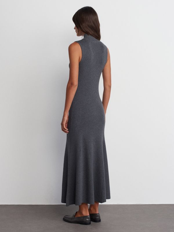 90234 Stand-up Collar Ribbed Sleeveless Sweater Dress-Smoked M.