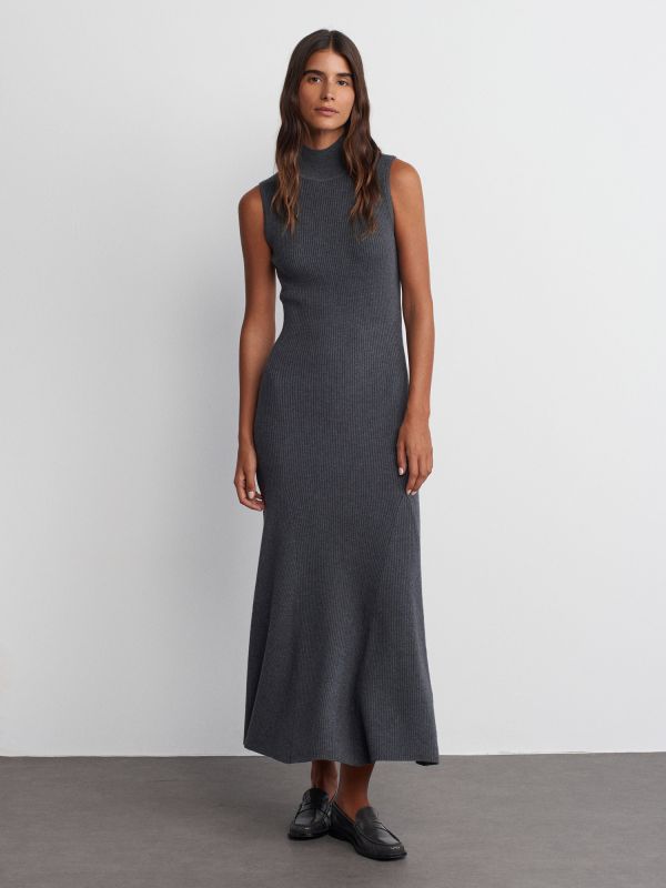 90234 Stand-up Collar Ribbed Sleeveless Sweater Dress-Smoked M.