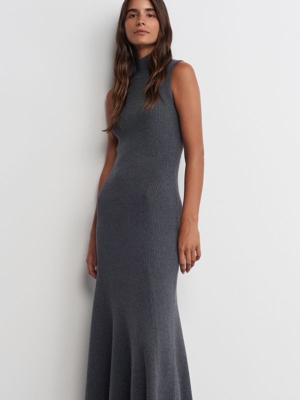 90234 Stand-up Collar Ribbed Sleeveless Sweater Dress-Smoked M.