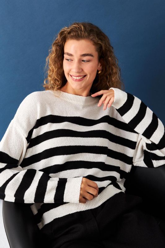 Ecru-Black Crew-Neck Striped Sweater K10216-C5