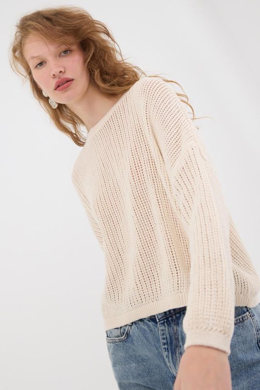 Stone Crew-Neck Perforated Sweater Pullover K10268-D7