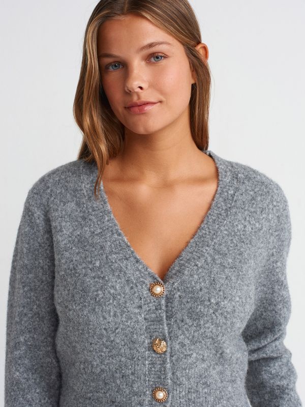 60273 V-Neck Buttoned Sweater Cardigan-Smoked M.