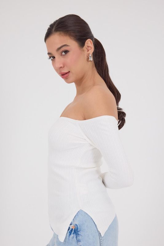 White Boat Neck Asymmetrical Cut Sweater Blouse B10292-C1