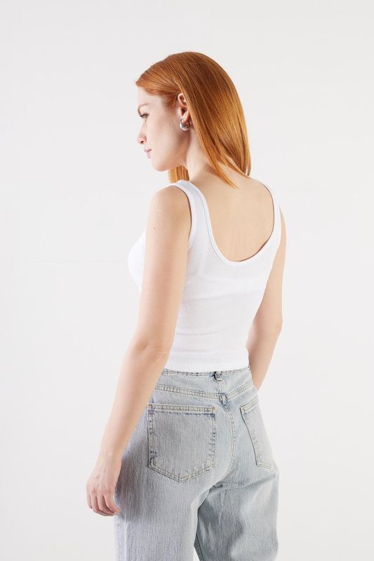 White U-Neck Modal Crop Tank Top A13389-R12