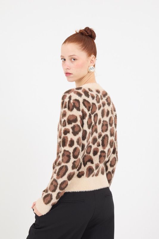 Leopard Soft Textured Leopard Print Sweater K2252-A11